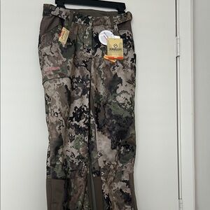 Magellan Outdoors Women's Camouflage Straight Leg Pants